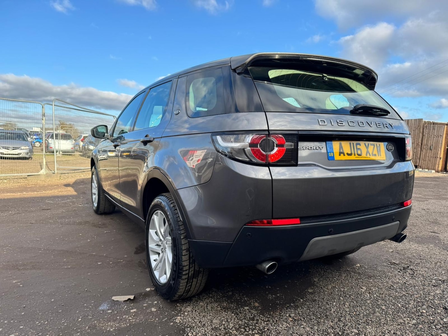 Used Land Rover Discovery Sport 2016 for sale - 78067214: Photo 3