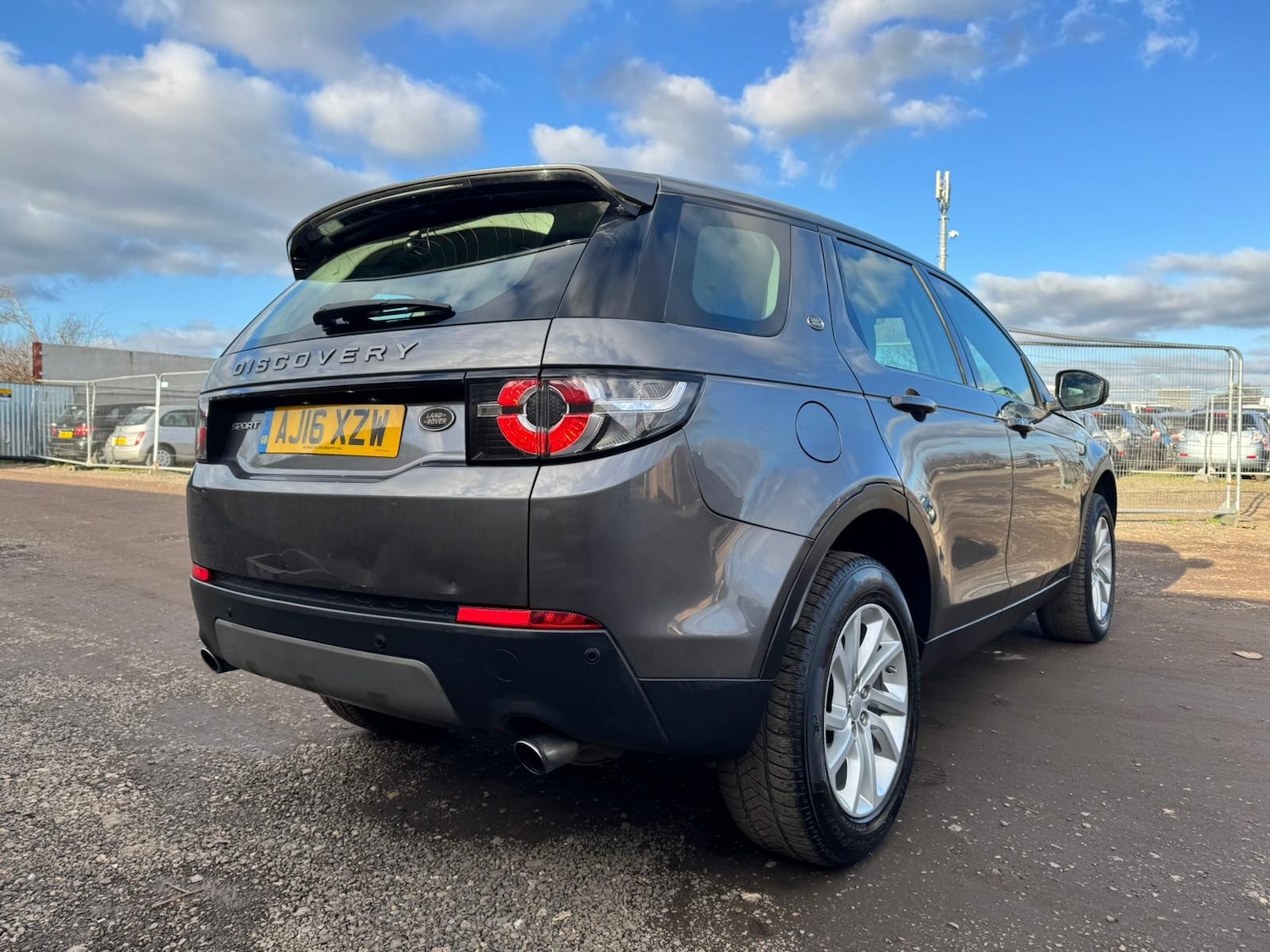 Used Land Rover Discovery Sport 2016 for sale - 78067214: Photo 4