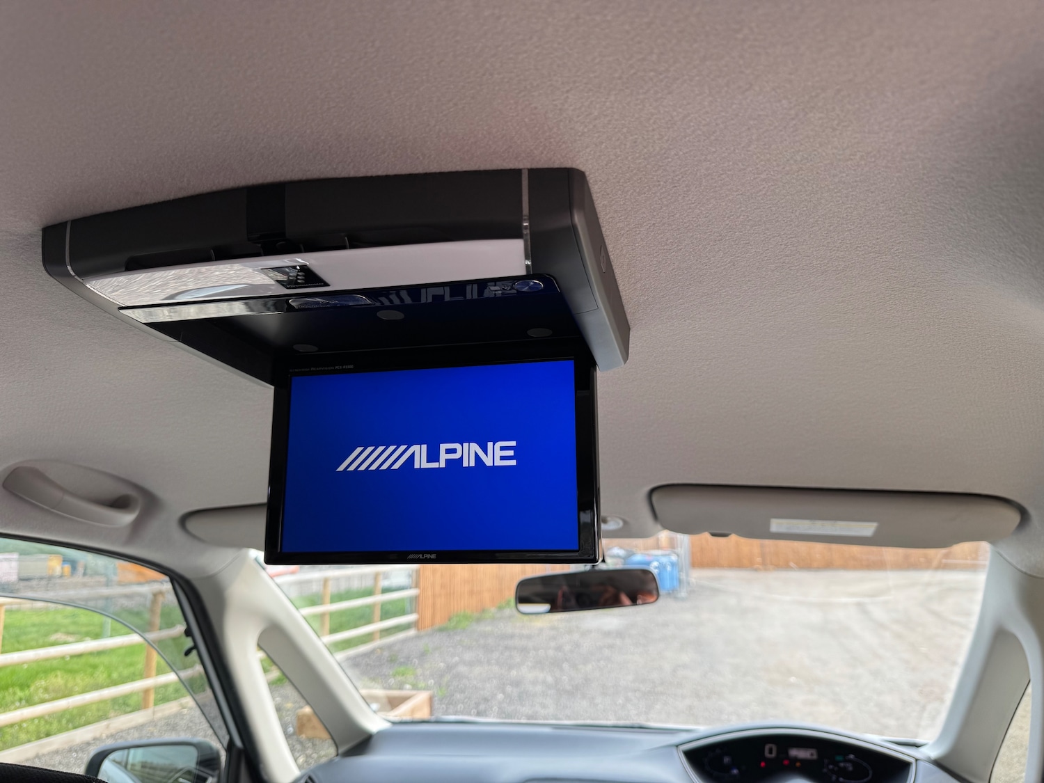 Used Nissan Serena 2025 for sale - 78067203: Photo 13