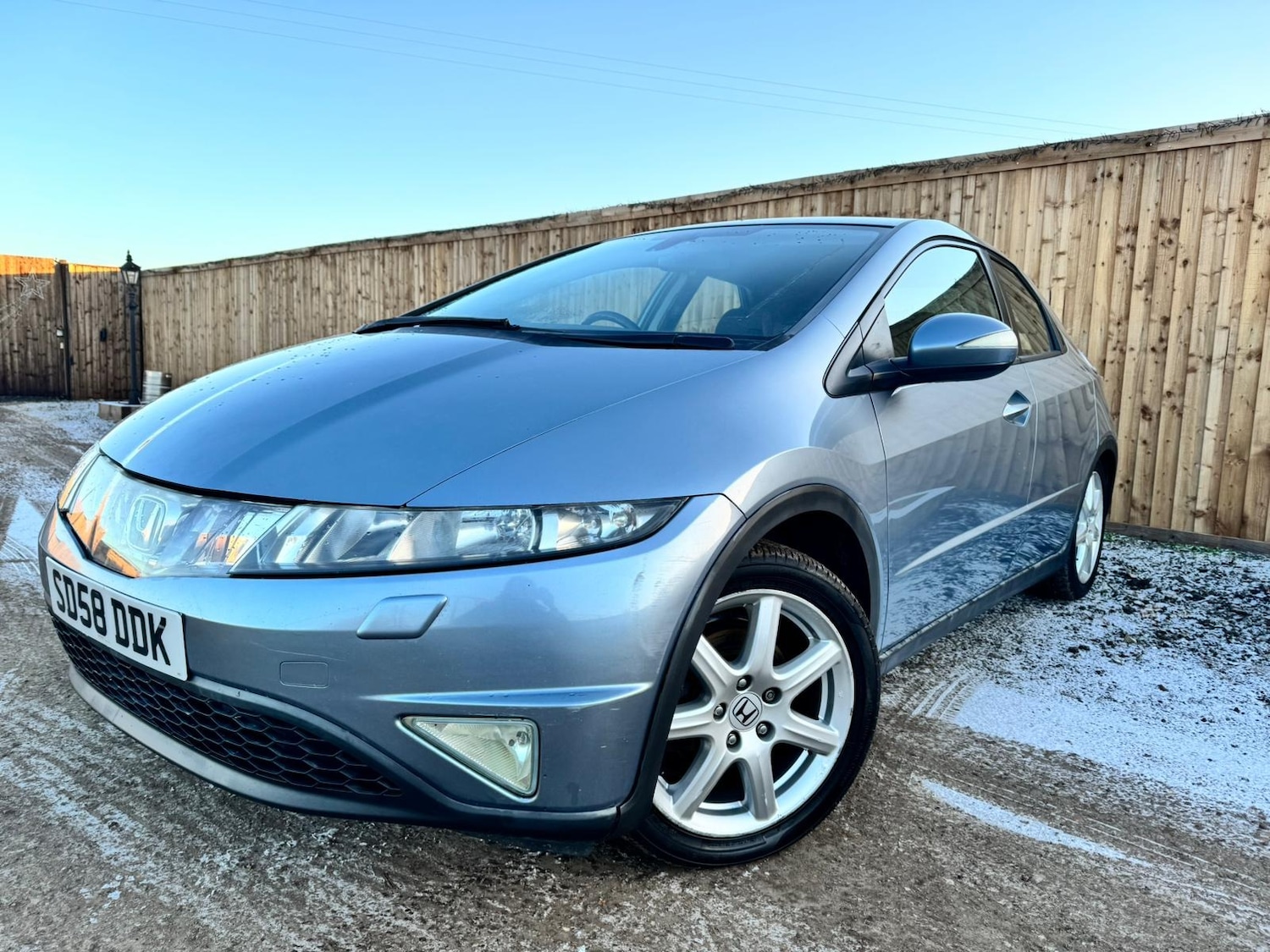 Used Honda Civic 2008 for sale - 77120918: Photo 2