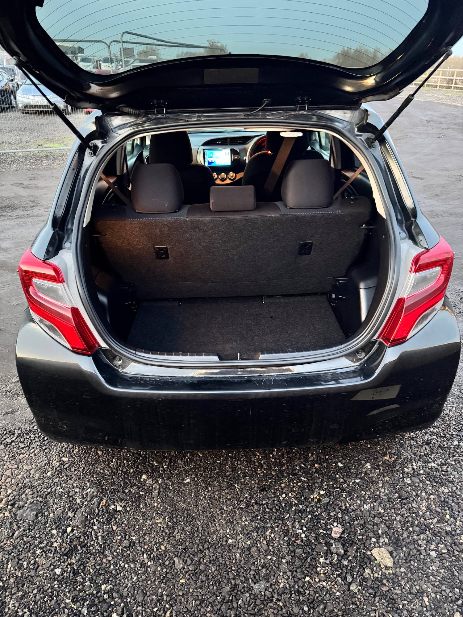 Used Toyota Vitz 2025 for sale - 77051749: Photo 11