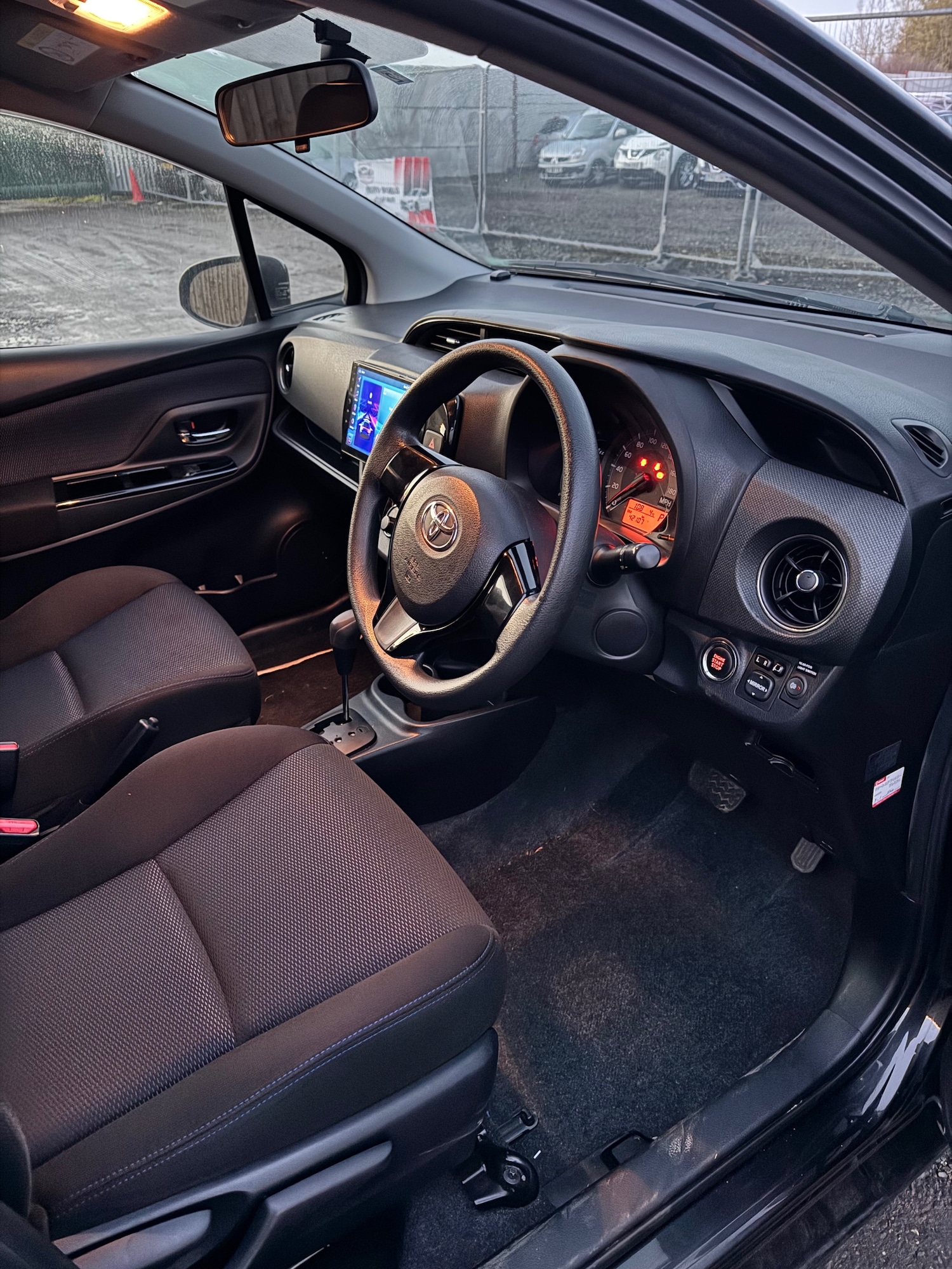 Used Toyota Vitz 2025 for sale - 77051749: Photo 14