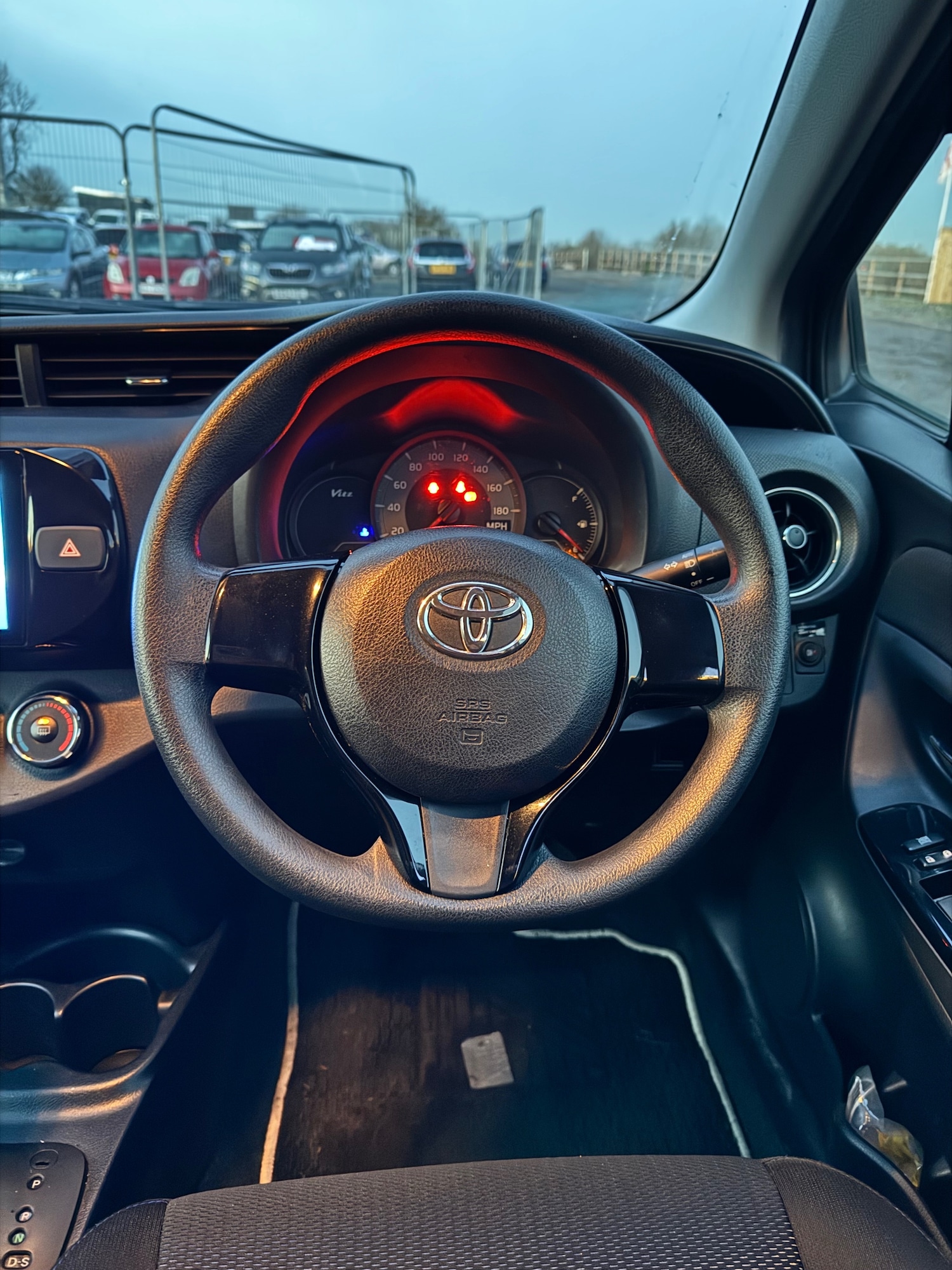 Used Toyota Vitz 2025 for sale - 77051749: Photo 16