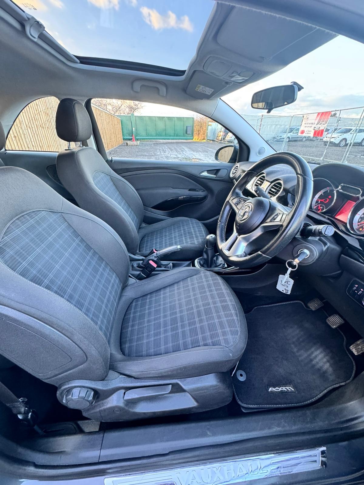 Used Vauxhall ADAM 2015 for sale - 77128311: Photo 14