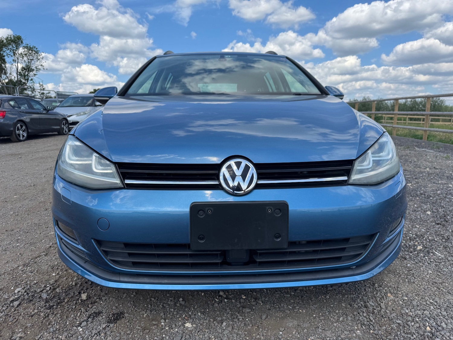 Used Volkswagen Golf 2025 for sale - 76583455: Photo 2
