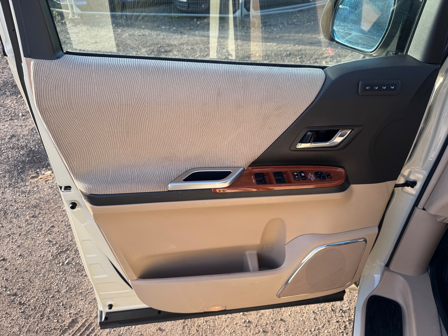 Used Toyota Alphard 2025 for sale - 78141937: Photo 17