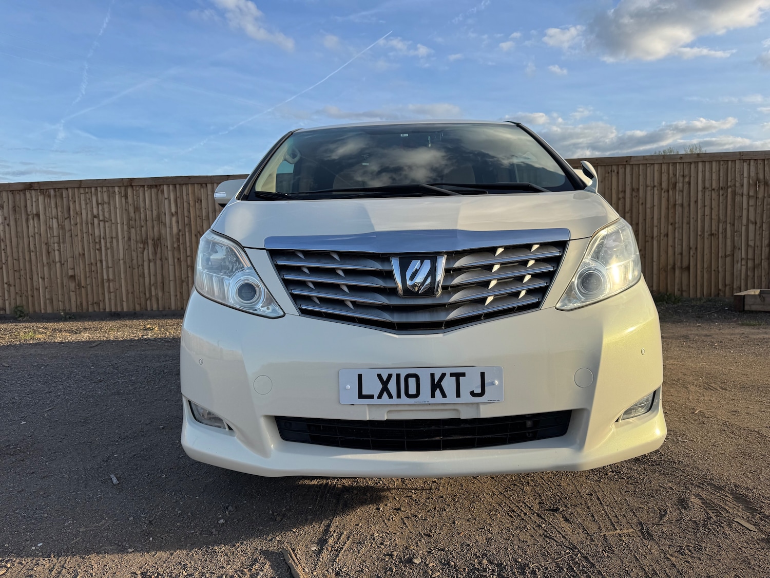 Used Toyota Alphard 2025 for sale - 78141937: Photo 2