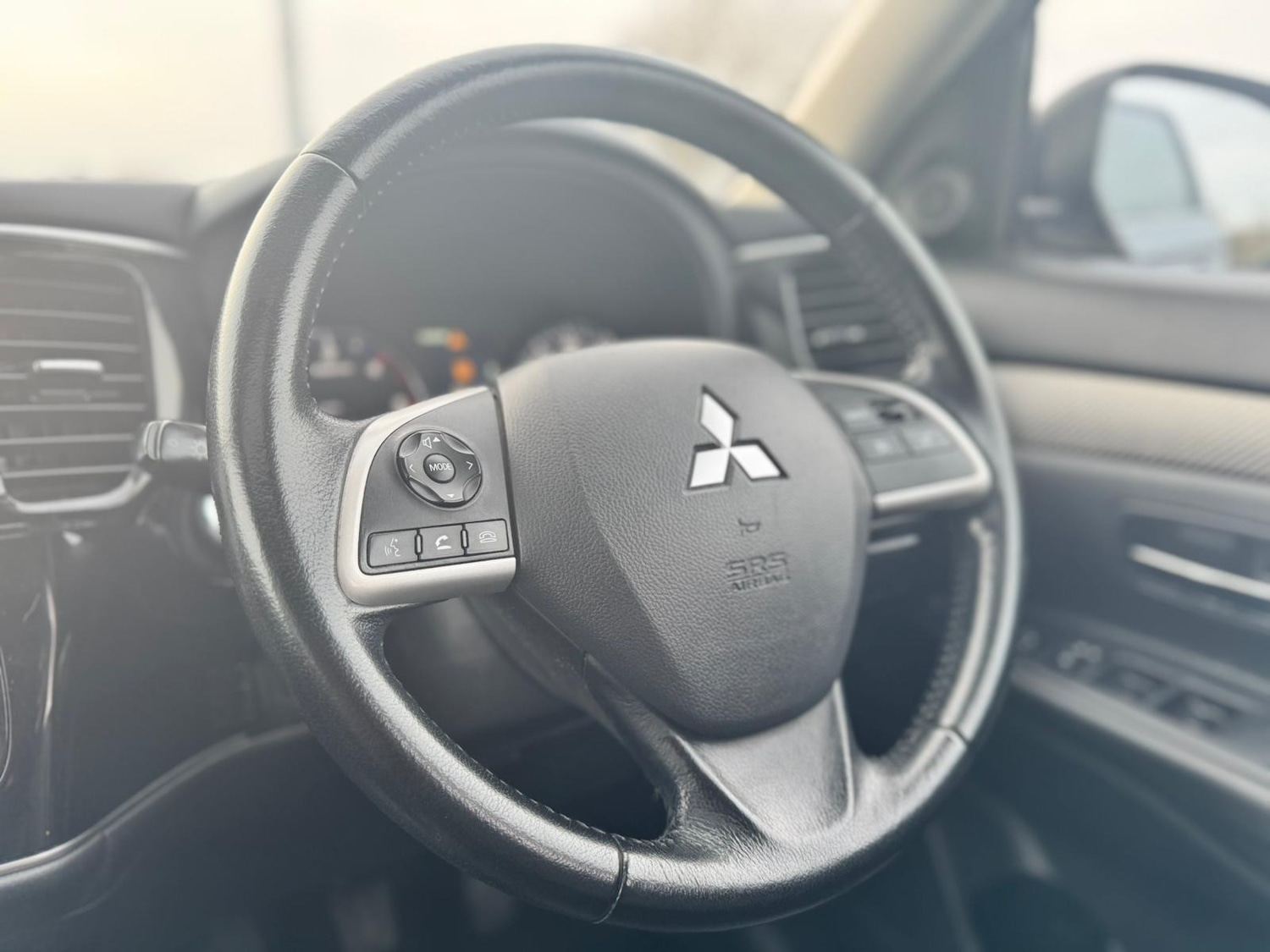 Used Mitsubishi Outlander 2014 for sale - 77584868: Photo 17