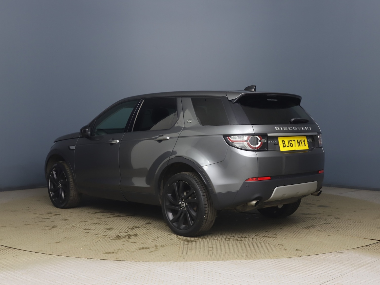 Used Land Rover Discovery Sport 2017 for sale - 76725973: Photo 4