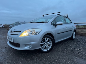 Used Toyota Auris 2012 for sale - 77400168: Photo