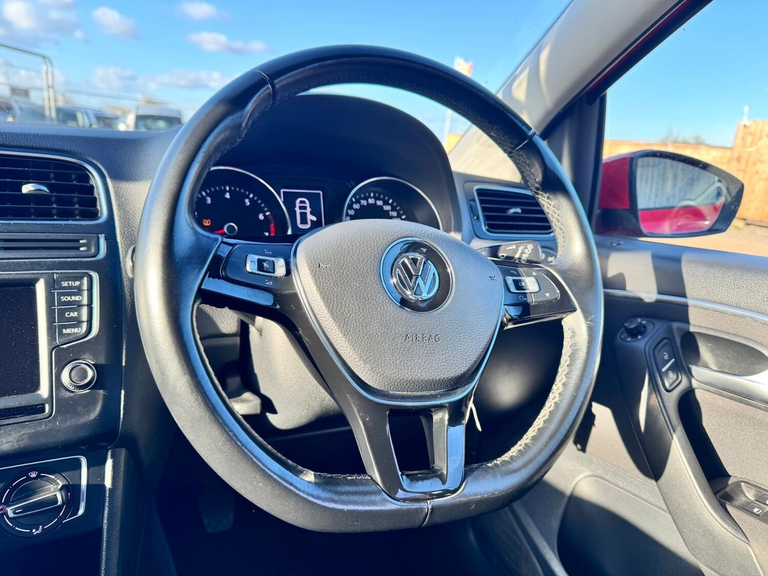 Used Volkswagen Polo 2015 for sale - 78067232: Photo 13