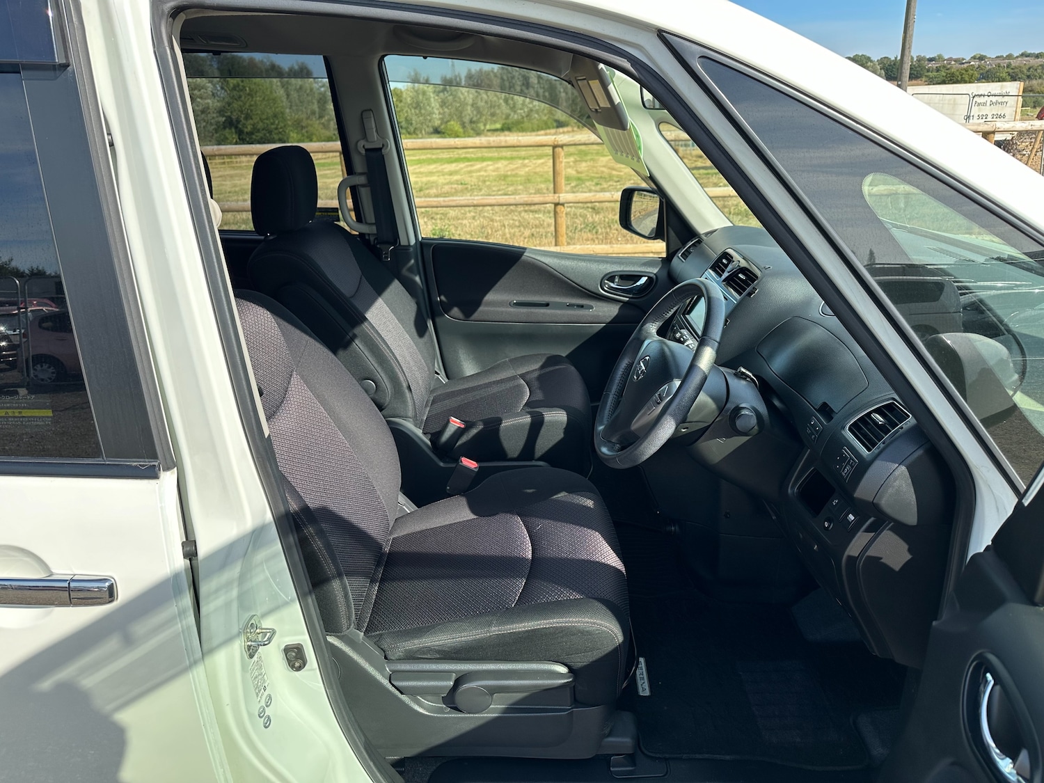 Used Nissan Serena 2024 for sale - 78067189: Photo 15