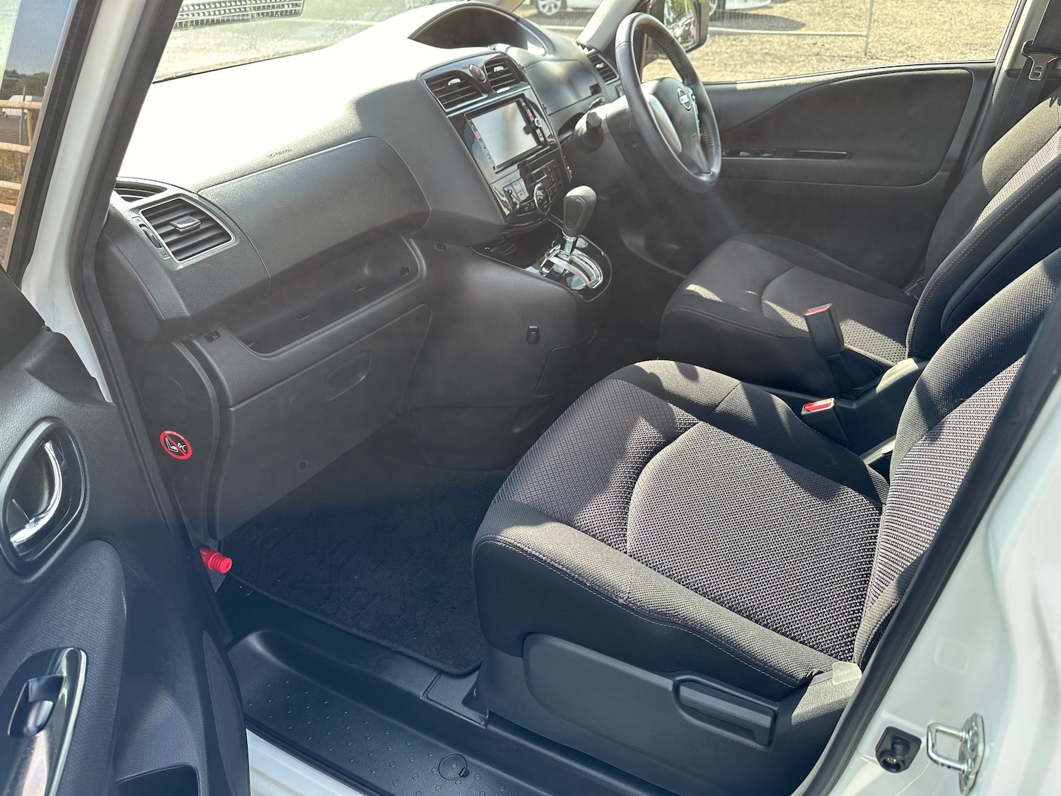 Used Nissan Serena 2024 for sale - 78067189: Photo 24