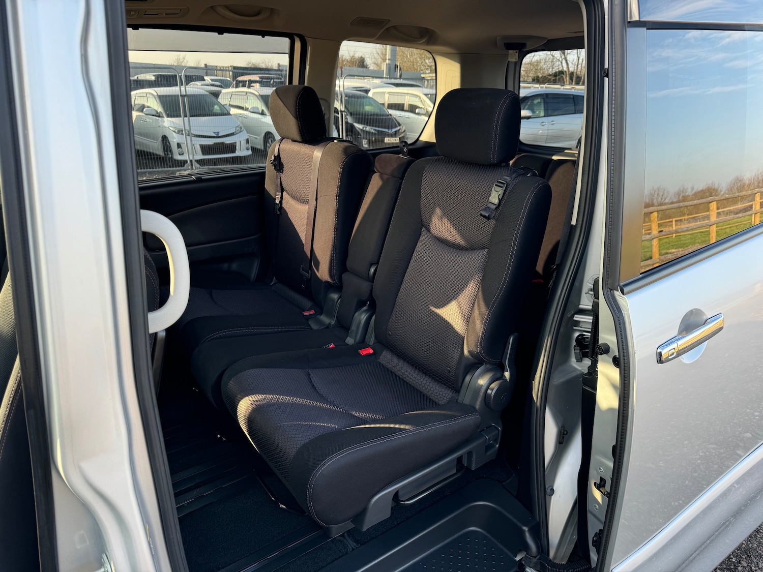 Used Nissan Serena 2025 for sale - 78067196: Photo 22