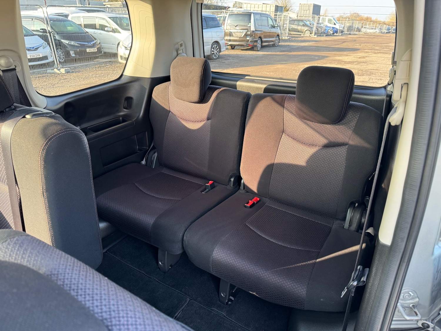 Used Nissan Serena 2025 for sale - 78067196: Photo 23