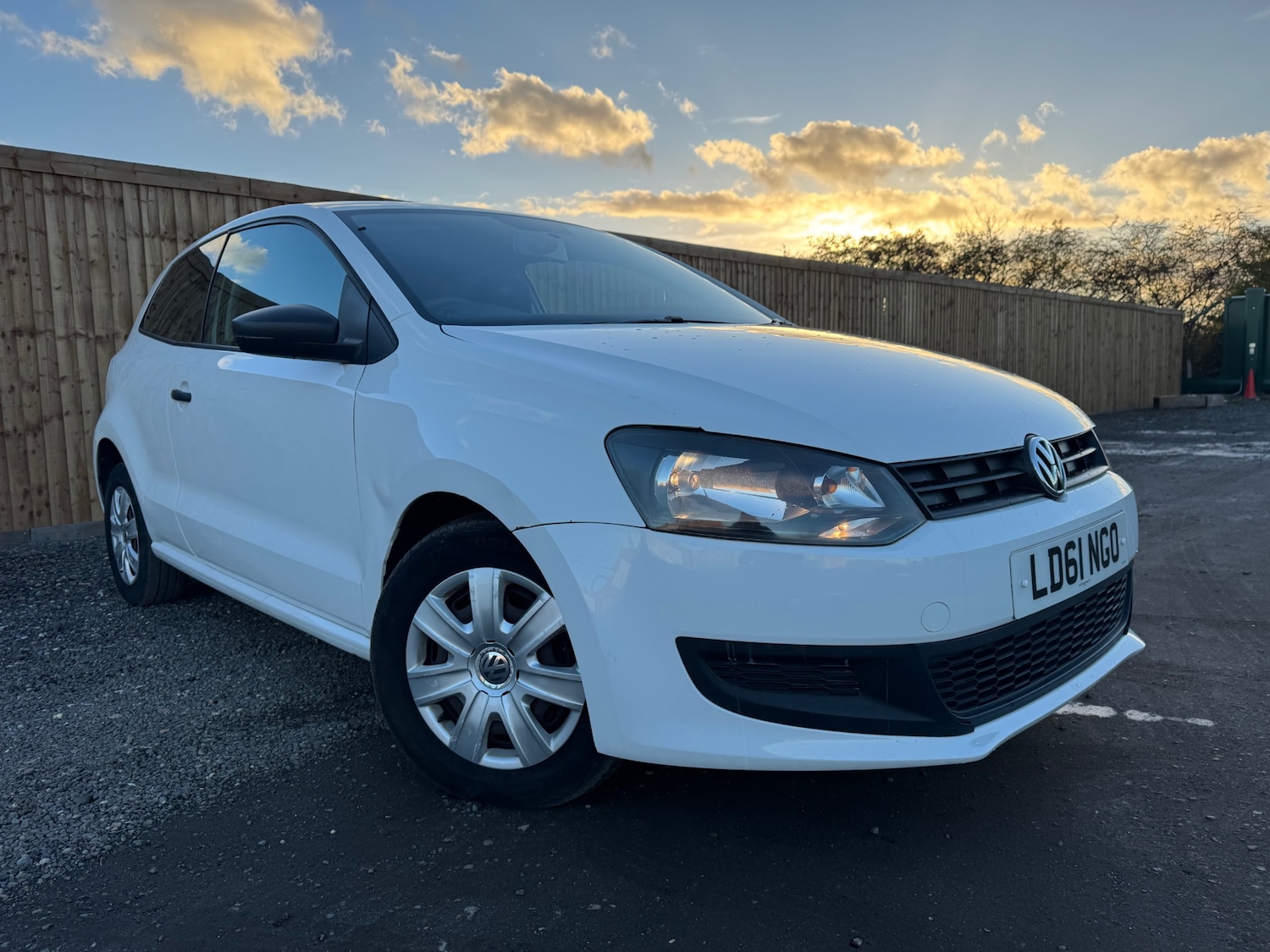 Used Volkswagen Polo 2011 for sale - 76521232: Photo 1