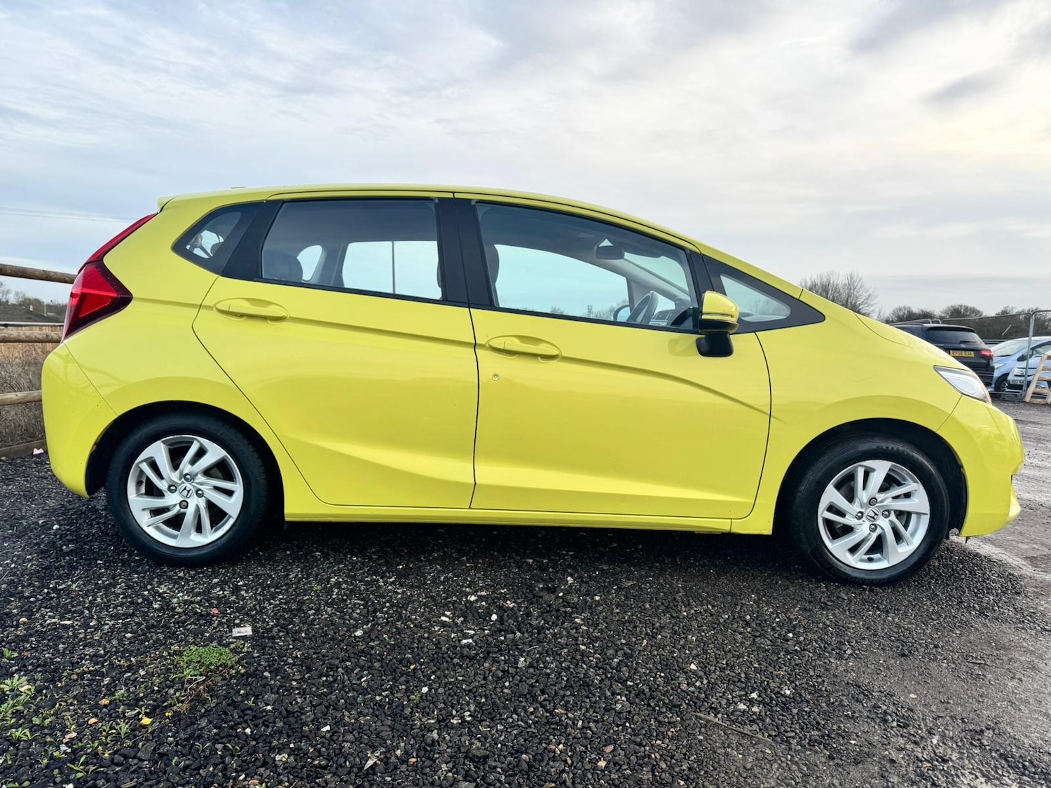 Used Honda Jazz 2015 for sale - 77519984: Photo 6