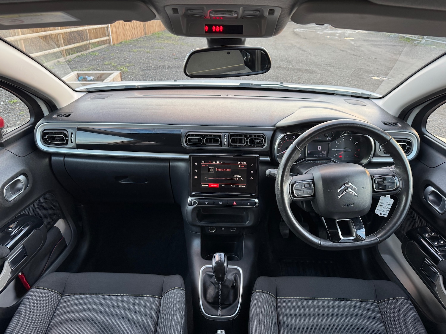 Used Citroen C3 2017 for sale - 76672232: Photo 13