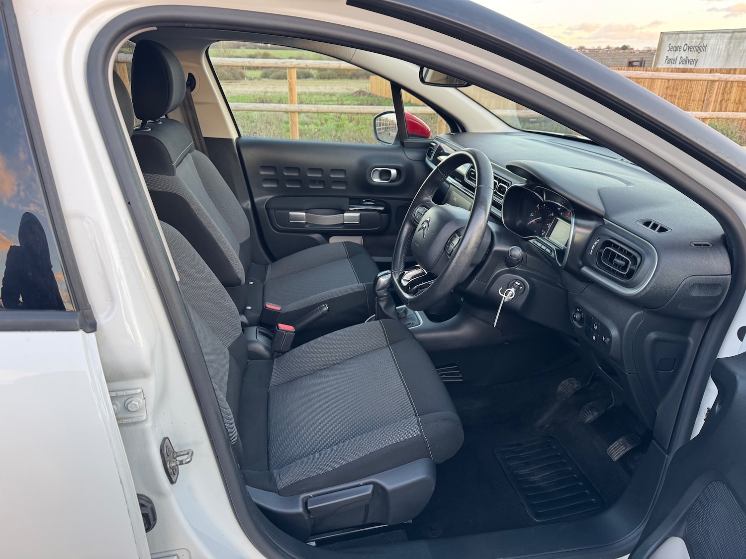 Used Citroen C3 2017 for sale - 76672232: Photo 16