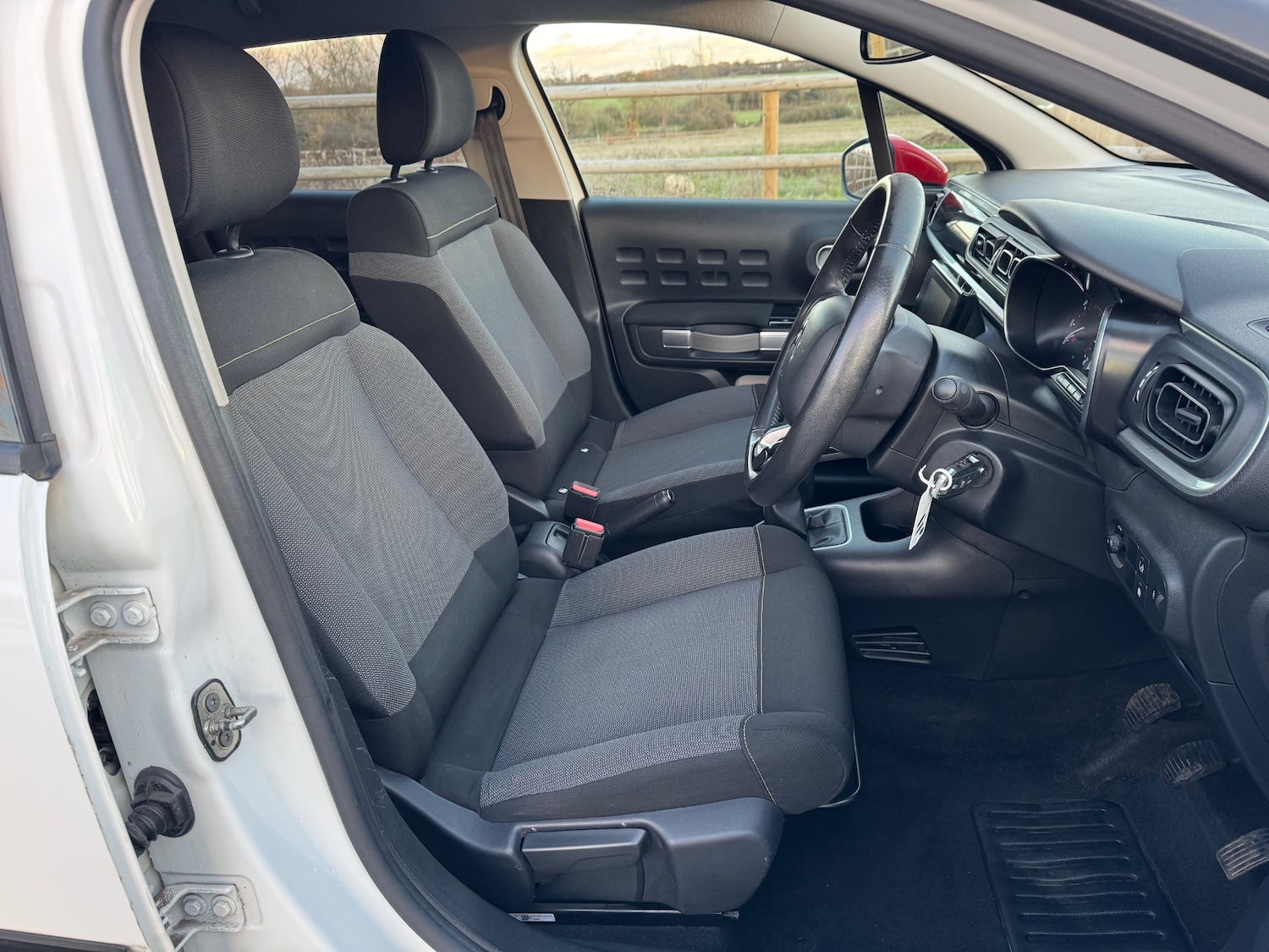 Used Citroen C3 2017 for sale - 76672232: Photo 17