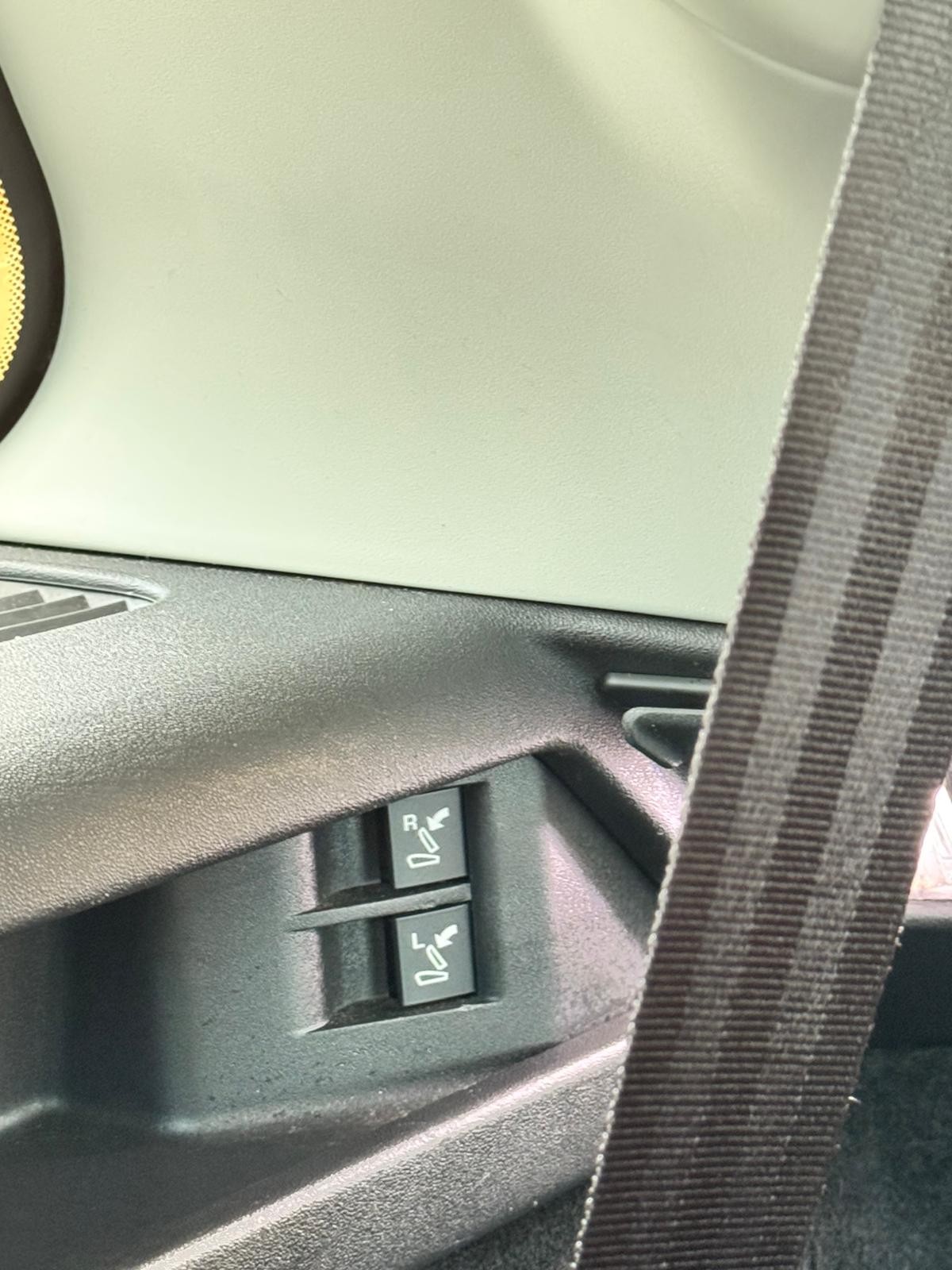 Used Land Rover Discovery Sport 2017 for sale - 78067215: Photo 31