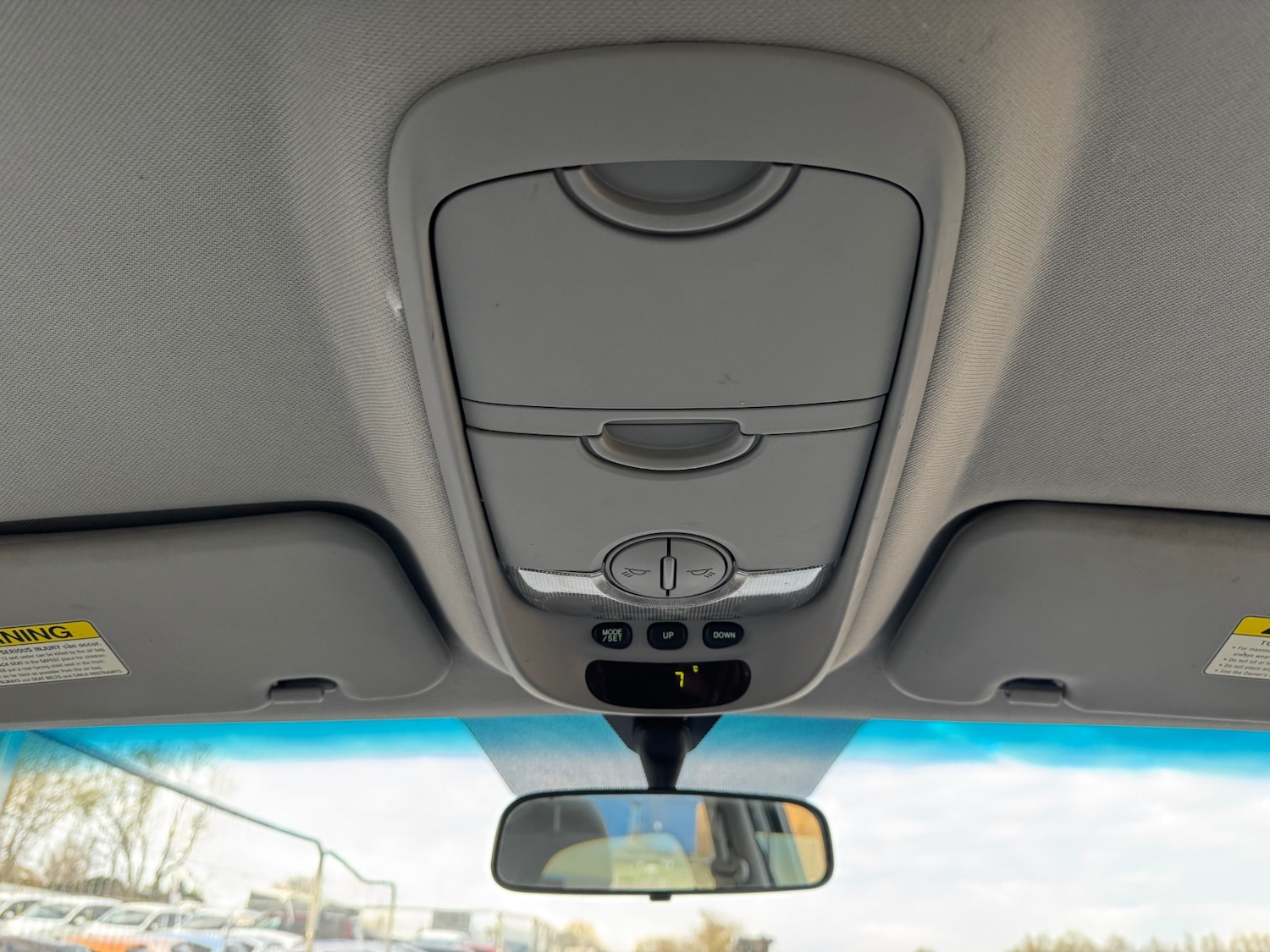 Used Kia Sorento 2008 for sale - 76618399: Photo 15