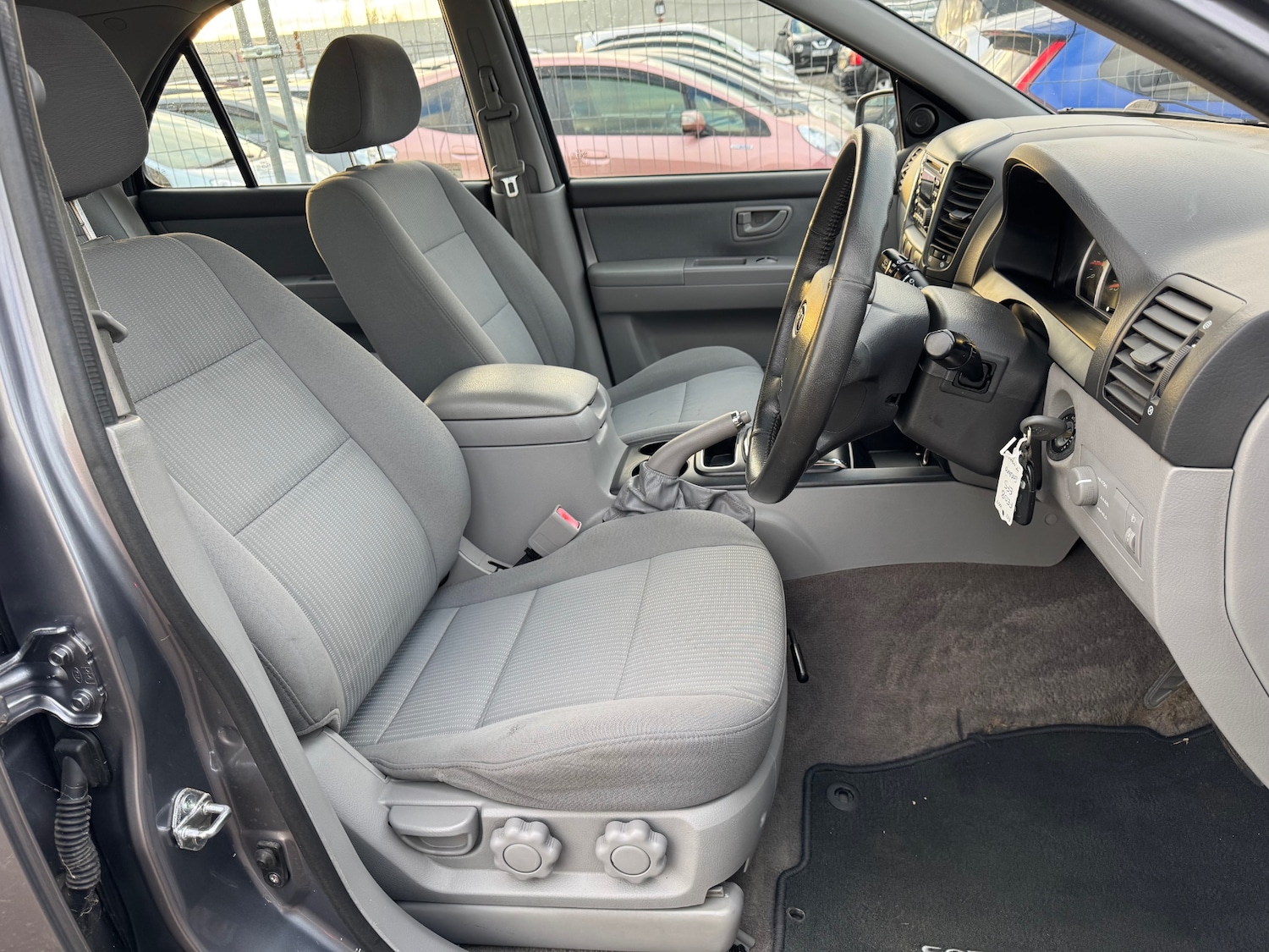 Used Kia Sorento 2008 for sale - 76618399: Photo 17