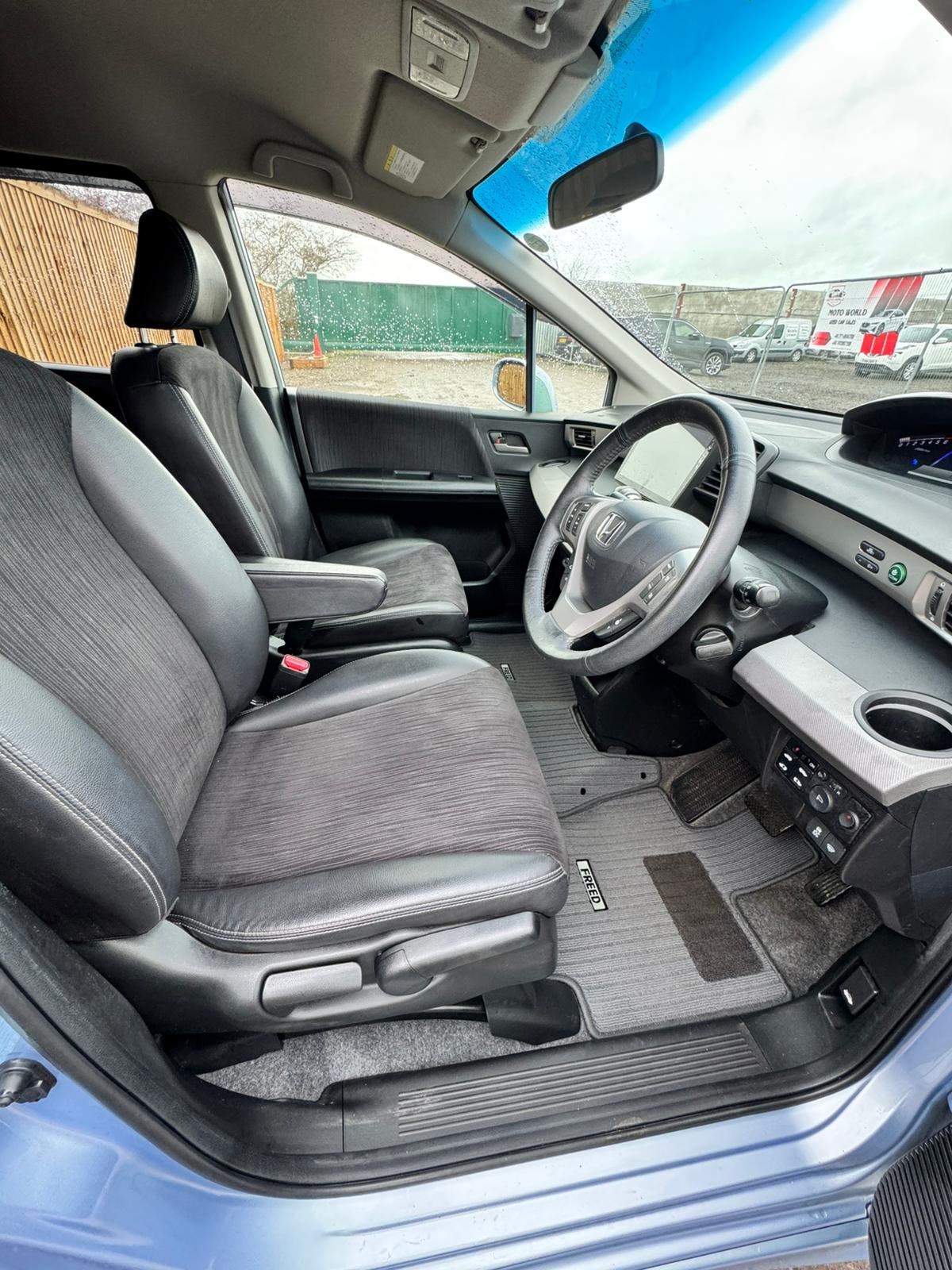 Used Honda Freed 2013 for sale - 77168641: Photo 13