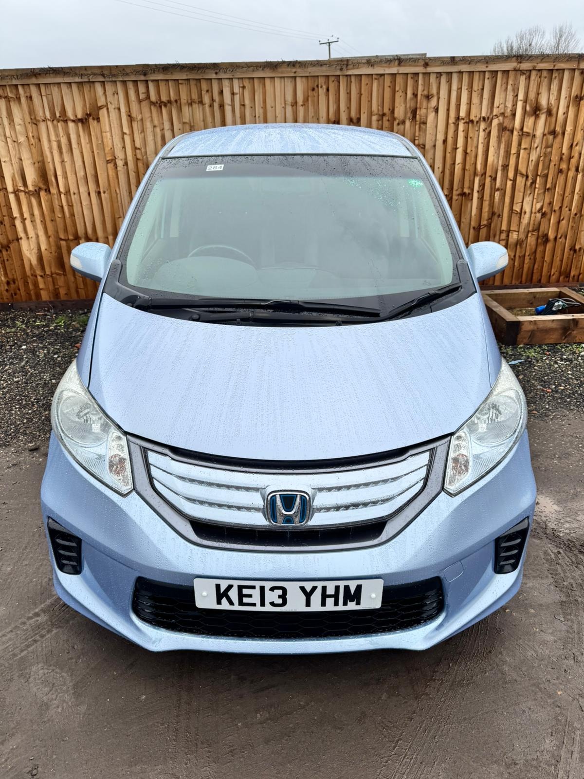 Used Honda Freed 2013 for sale - 77168641: Photo 4