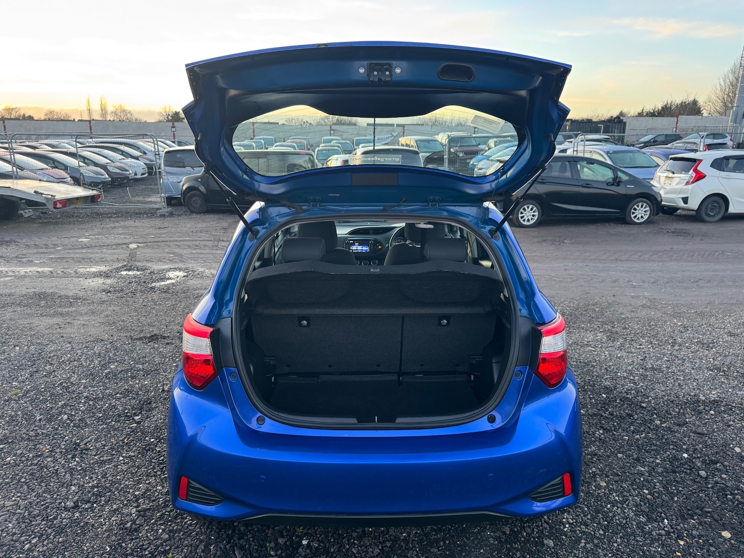 Used Toyota Yaris 2019 for sale - 77357474: Photo 10