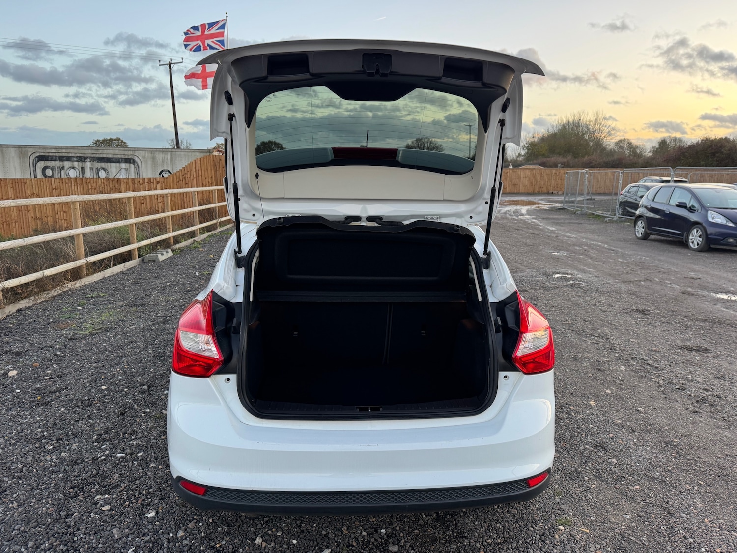 Used Ford Focus 2013 for sale - 76672239: Photo 13