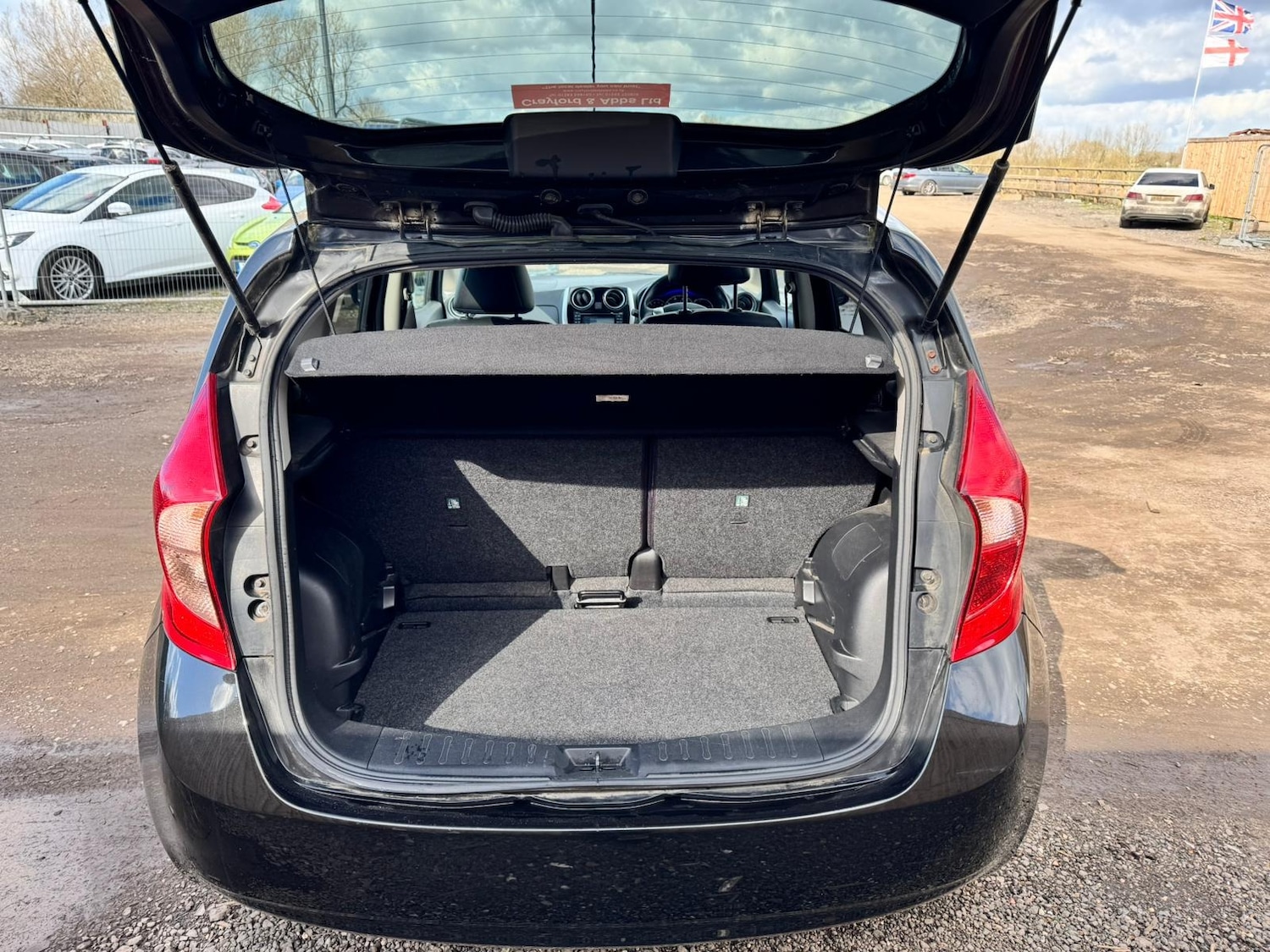 Used Nissan Note 2017 for sale - 77901020: Photo 11