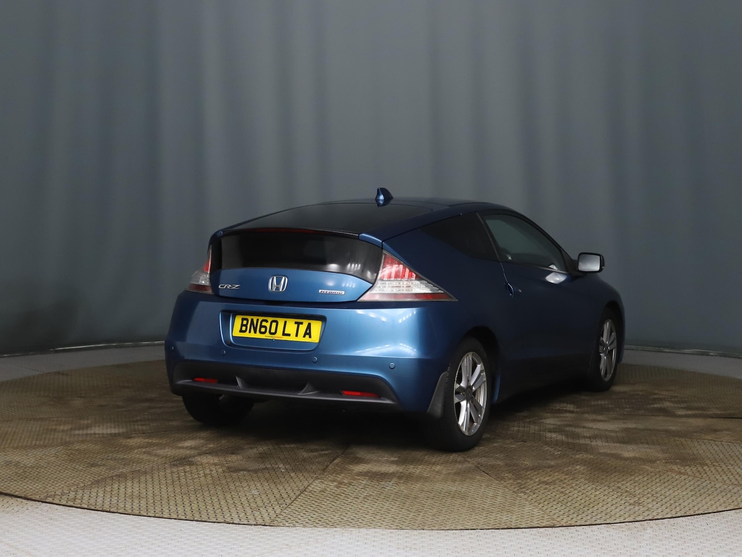 Used Honda CR-Z 2010 for sale - 77289504: Photo 4