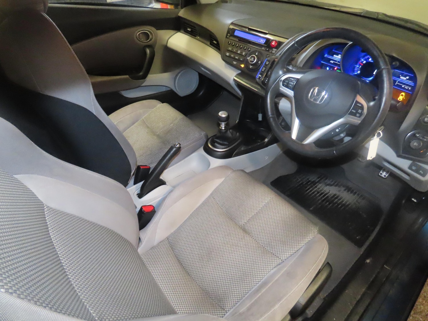 Used Honda CR-Z 2010 for sale - 77289504: Photo 5