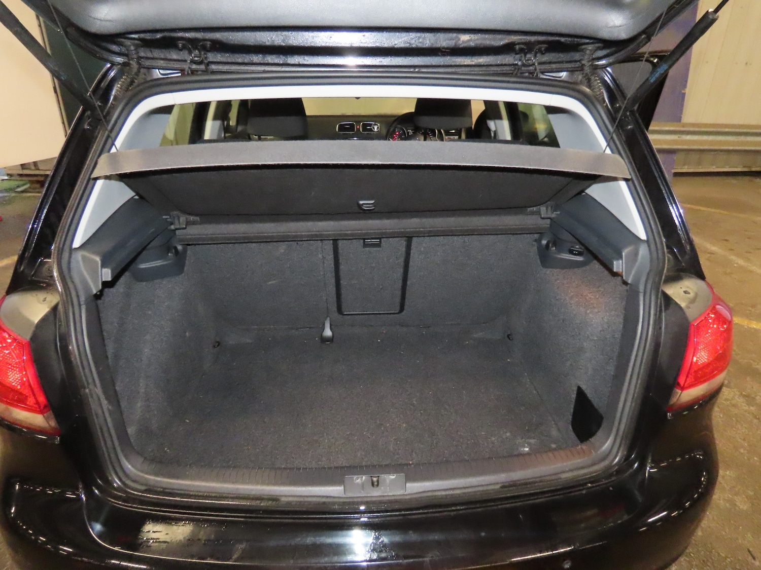 Used Volkswagen Golf 2012 for sale - 77289372: Photo 7