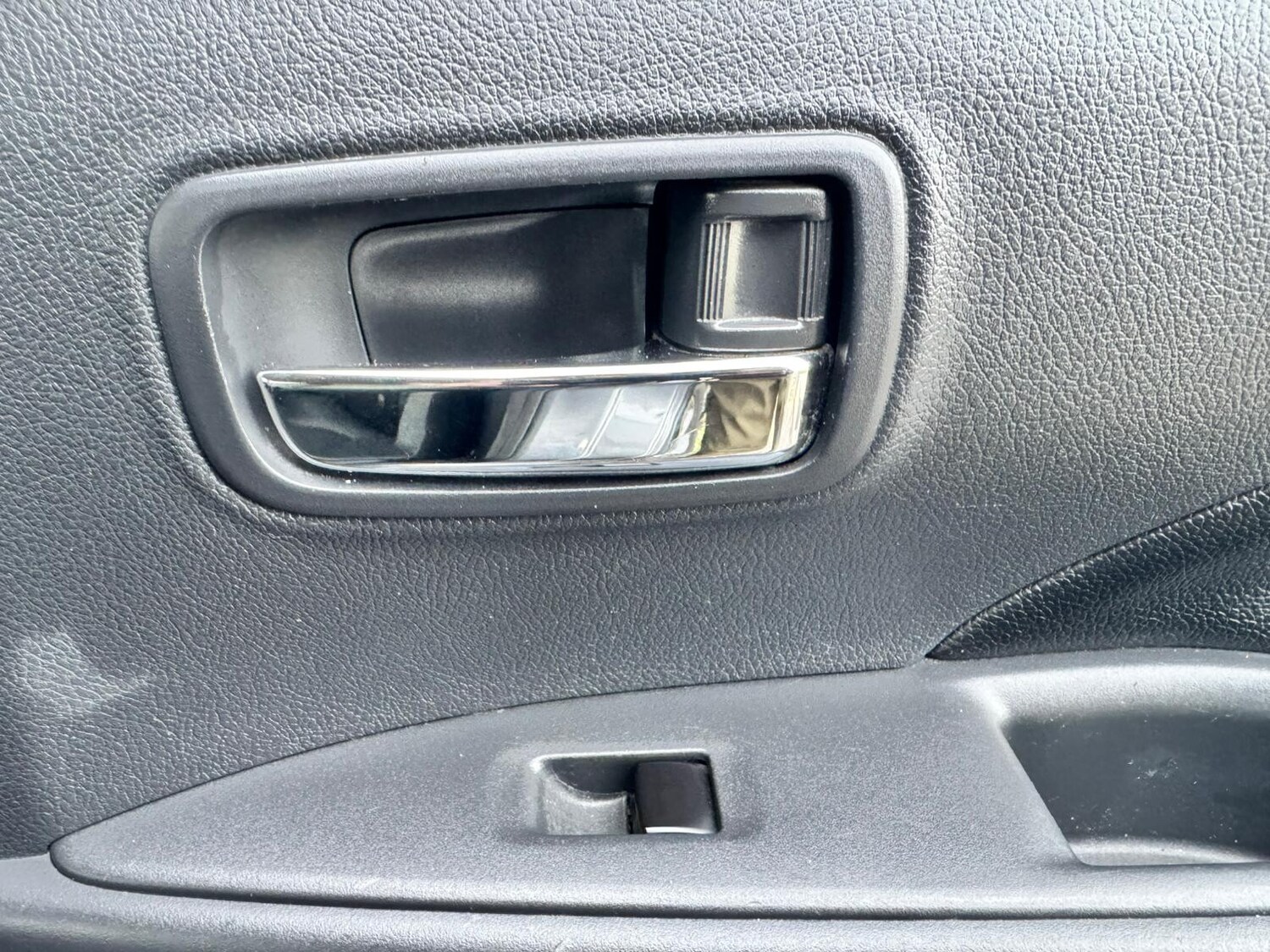 Used Mitsubishi Outlander 2014 for sale - 78067230: Photo 16