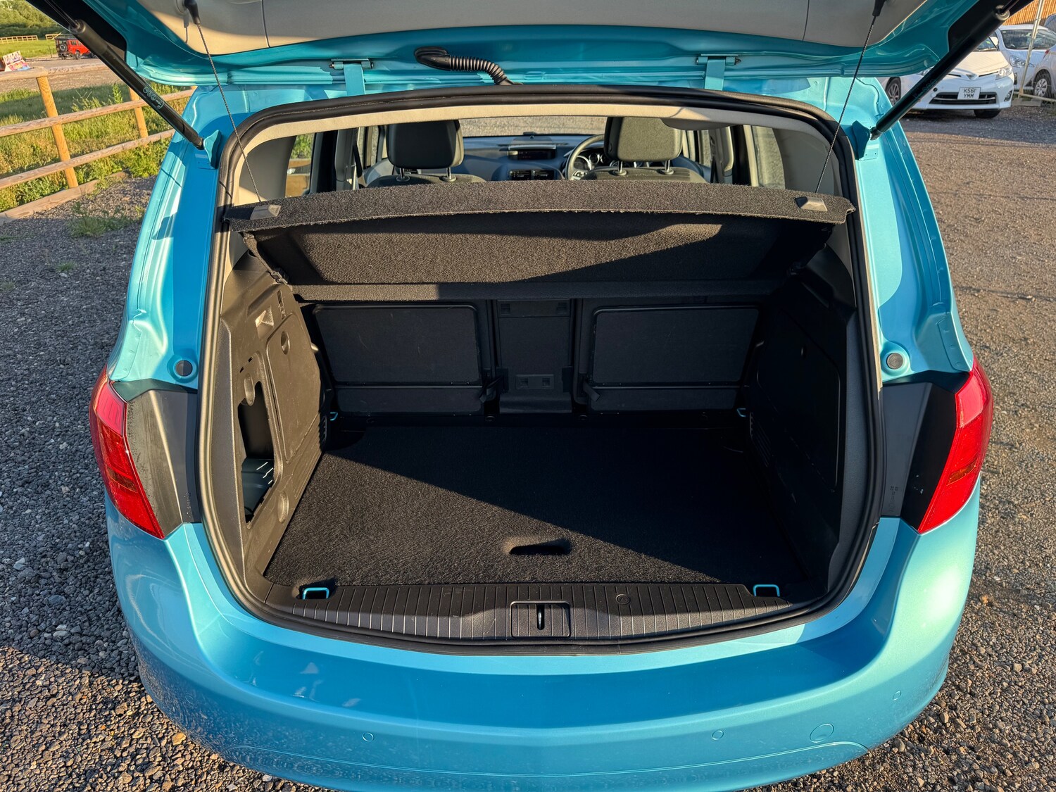 Used Vauxhall Meriva 2011 for sale - 78067201: Photo 23