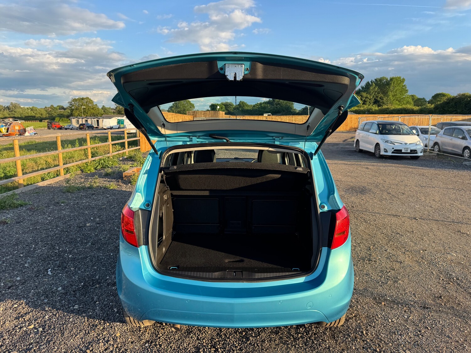 Used Vauxhall Meriva 2011 for sale - 78067201: Photo 24