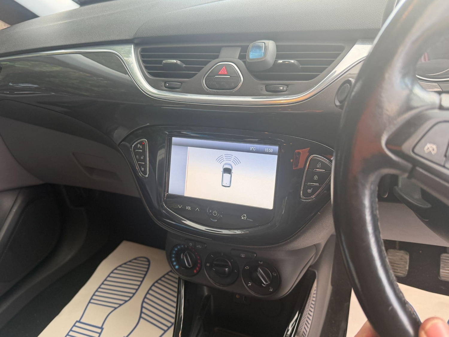 Used Vauxhall Corsa 2015 for sale - 77709942: Photo 13