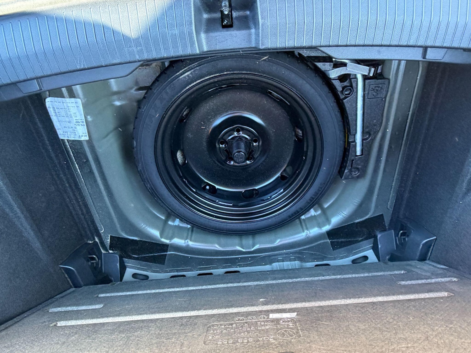 Used Volkswagen T-Roc 2018 for sale - 78006814: Photo 27