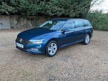 Used Volkswagen Passat 2020 for sale - 77523950: Photo