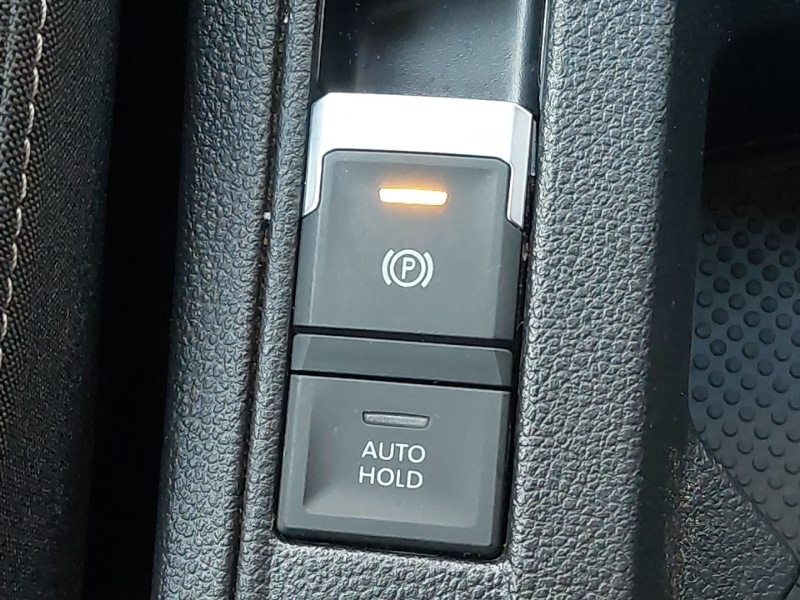 Used Volkswagen T-Roc 2023 for sale - 77549050: Photo 16