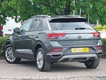 Used Volkswagen T-Roc 2024 for sale - 74868066: Photo