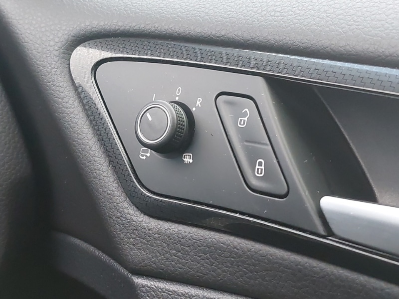 Used Volkswagen Golf 2017 for sale - 76795489: Photo 16