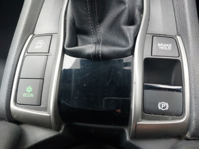 Used Honda Civic 2018 for sale - 77318798: Photo 17