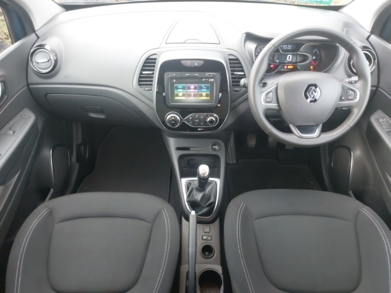 Used Renault Captur 2019 for sale - 76533367: Photo 2