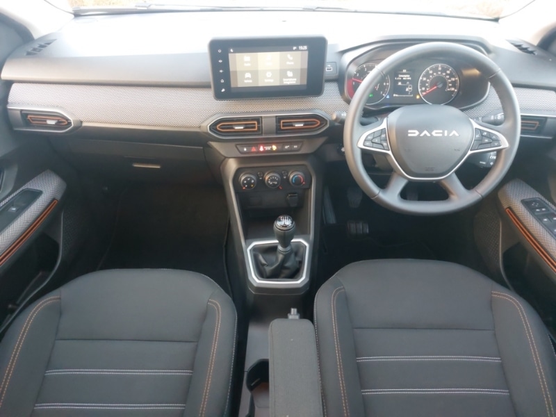 Used Dacia Sandero Stepway 2023 for sale - 77716680: Photo 2