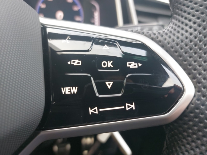 Used Volkswagen T-Roc 2023 for sale - 77223757: Photo 13