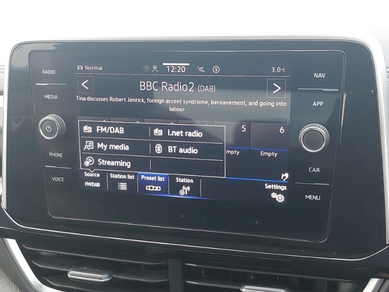 Used Volkswagen T-Roc 2023 for sale - 77223757: Photo 14