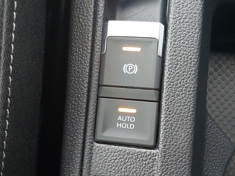 Used Volkswagen T-Roc 2023 for sale - 77223757: Photo 19